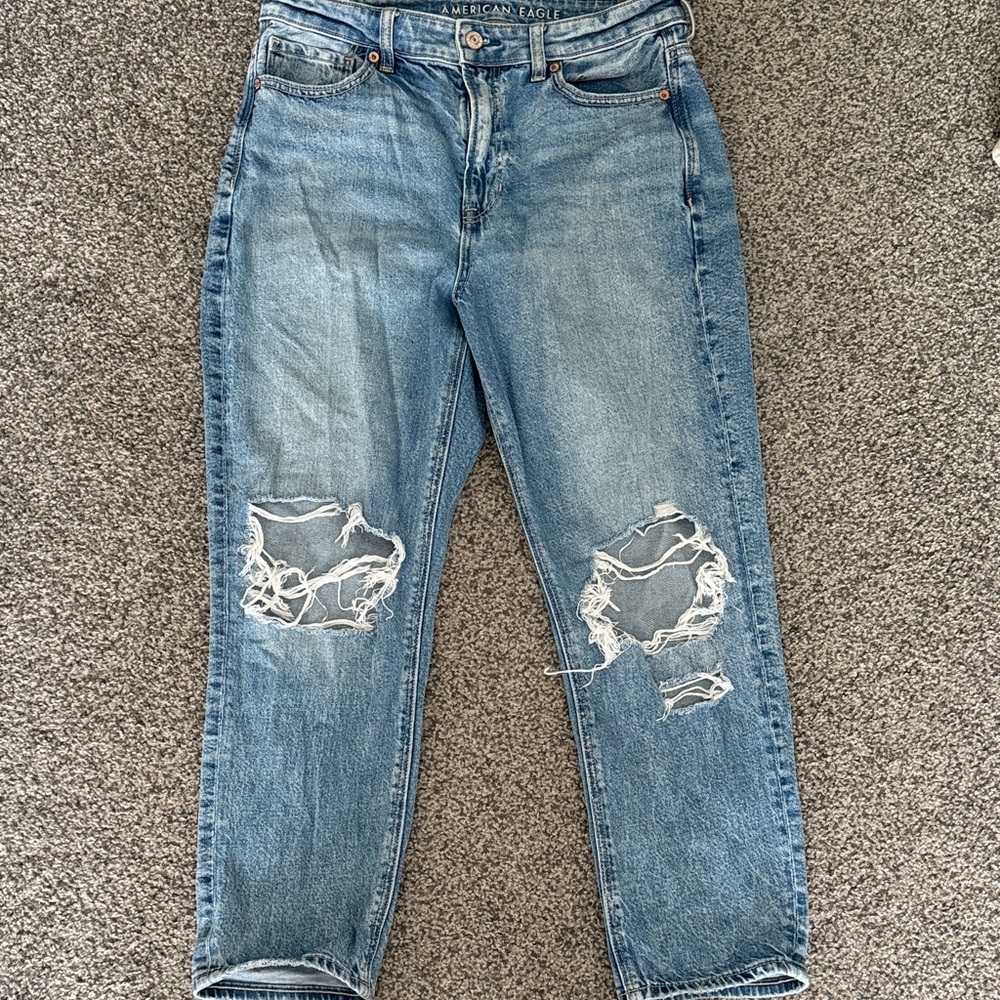 American Eagle Distressed Blue Jeans Strigid Size 8 Extra Short